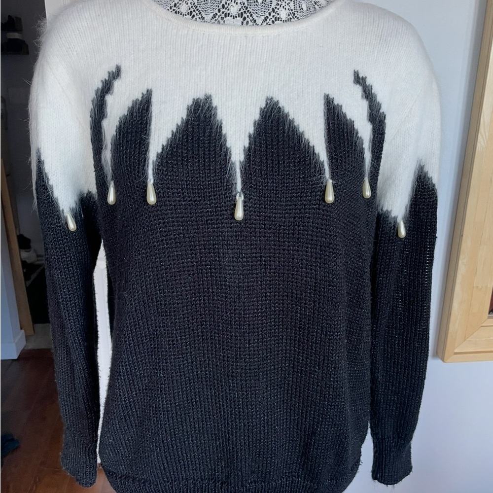 Vintage Wool/Angora Fur Blend Pearl Apres Ski Cozy Knit Sweater.Small/Medium - Picture 3 of 5